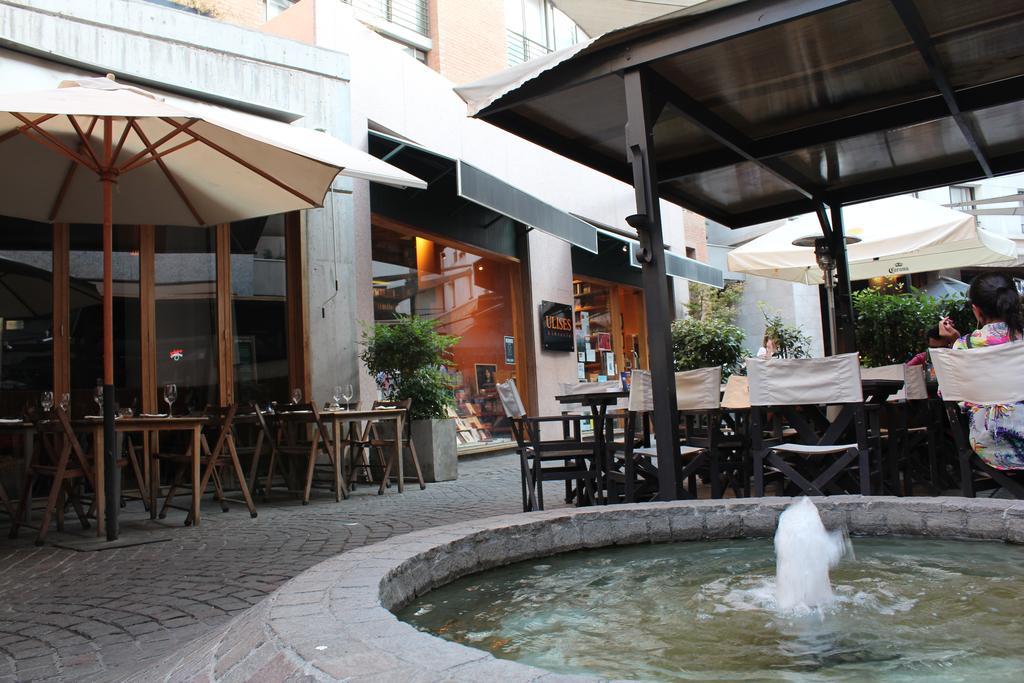 Uh Aparthotel Lastarria Сантьяго Экстерьер фото