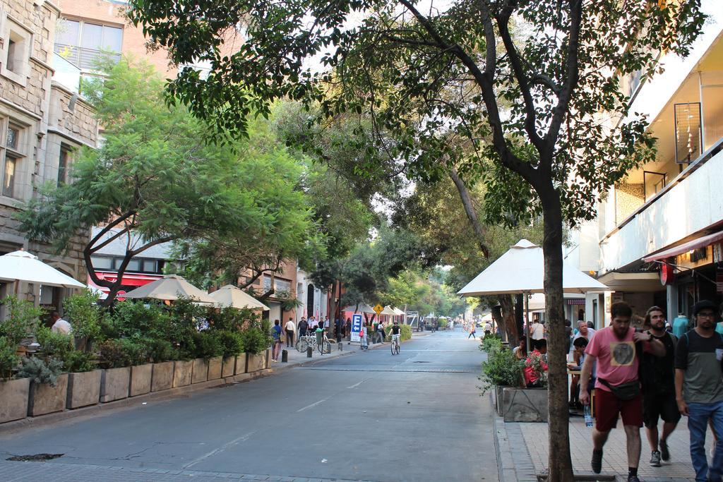 Uh Aparthotel Lastarria Сантьяго Экстерьер фото